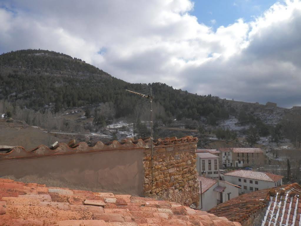 Hostal El Portalico Linares de Mora Екстер'єр фото