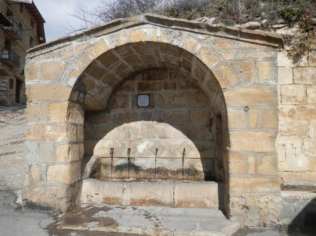 Hostal El Portalico Linares de Mora Екстер'єр фото