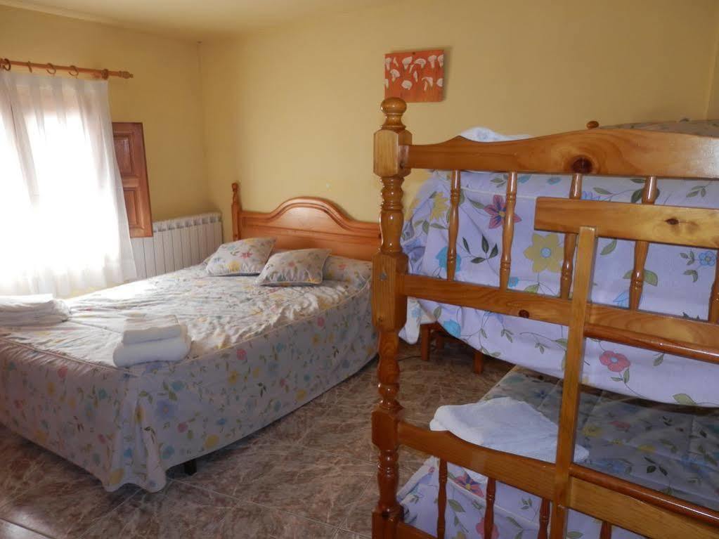 Hostal El Portalico Linares de Mora Екстер'єр фото