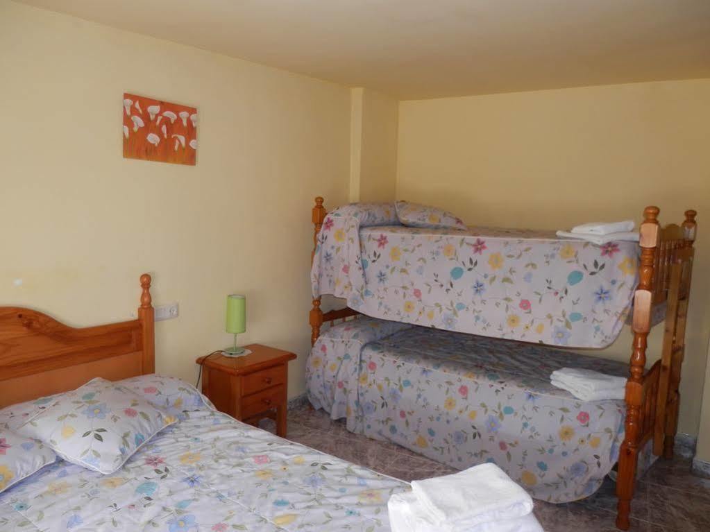 Hostal El Portalico Linares de Mora Екстер'єр фото
